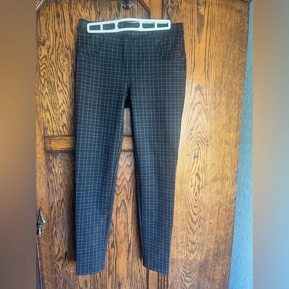 Sanctuary plaid leggings size small